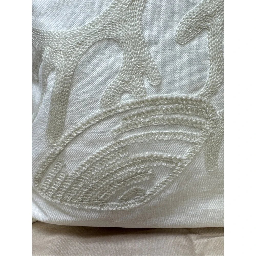 Neutral Embroidered Coastal Shell‎ Coral Pillow VGUC White Duck Feather Fill